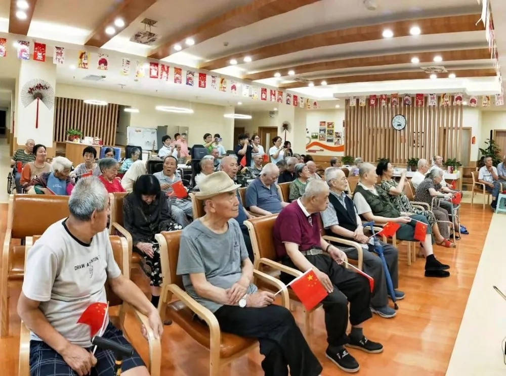 康源养老热烈庆祝中国共产党成立100周年